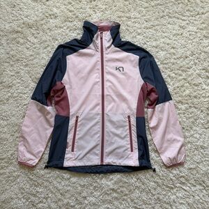 Kari Traa Nora Running Active Spring Jacket. Size Med. MINT condition.